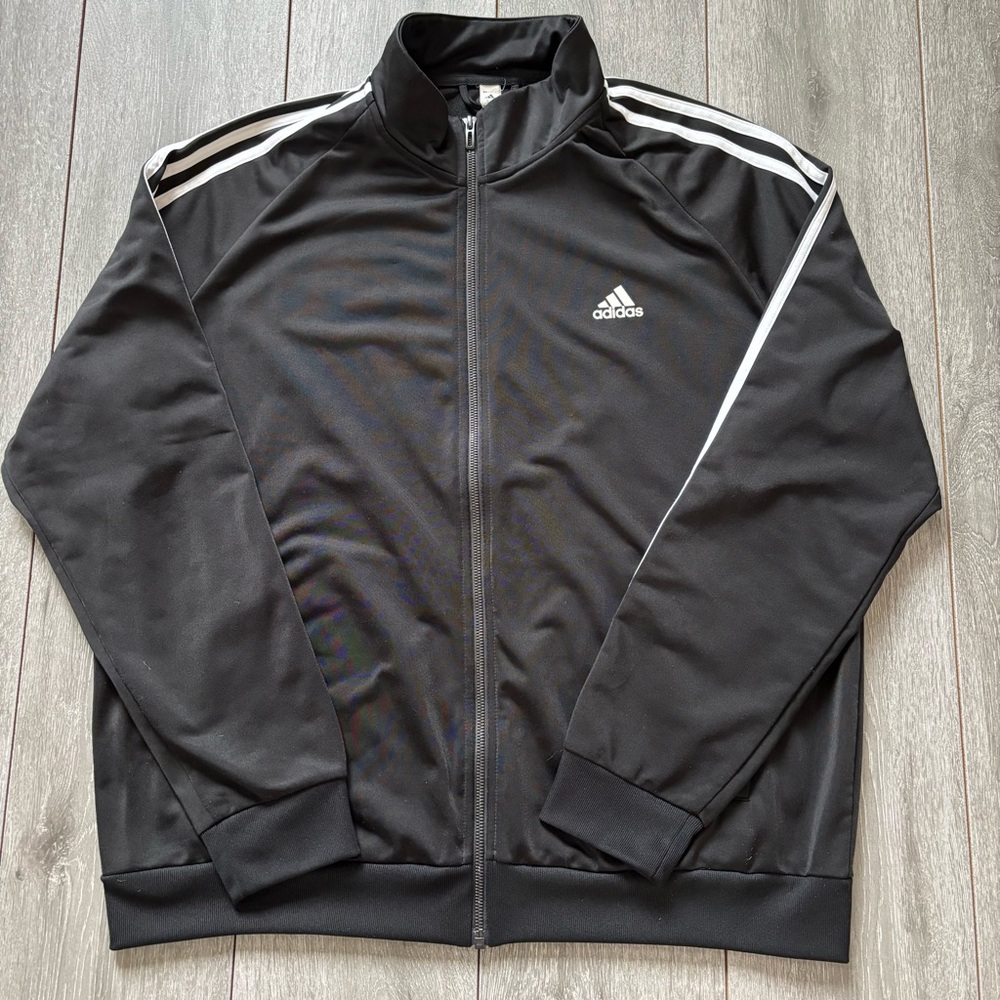 ADIDAS Mens Essentials Warm-Up track jacket size XL EUC